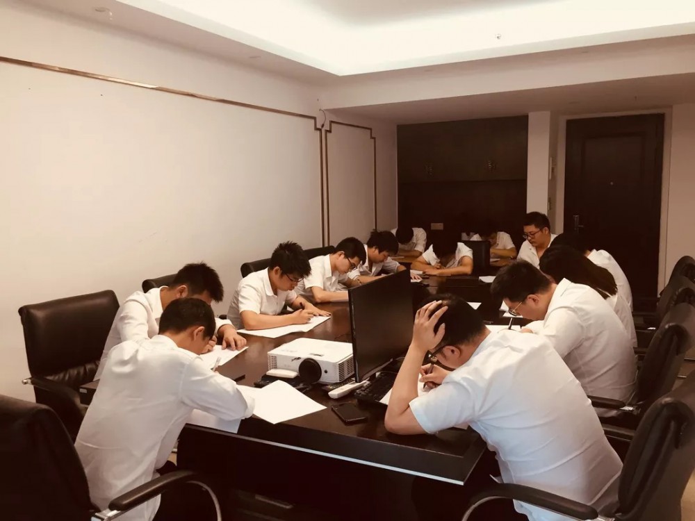 鑫政鋁業(yè)舉行設(shè)計(jì)人員技能等級(jí)認(rèn)證考核