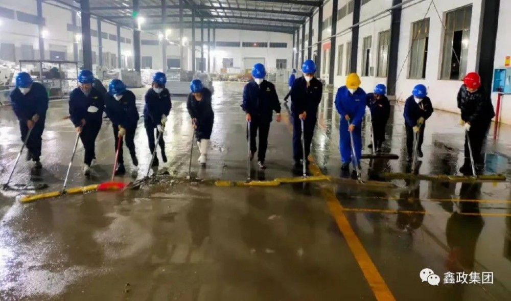 鑫政鋁業(yè)丨加班加點助返修 齊心協(xié)力共奮進(jìn)