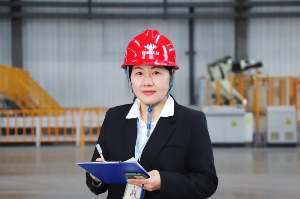 “鑫”有榜樣，行有方向｜周小林、鄧永新：讓個(gè)人理想與企業(yè)發(fā)展“同頻共振”